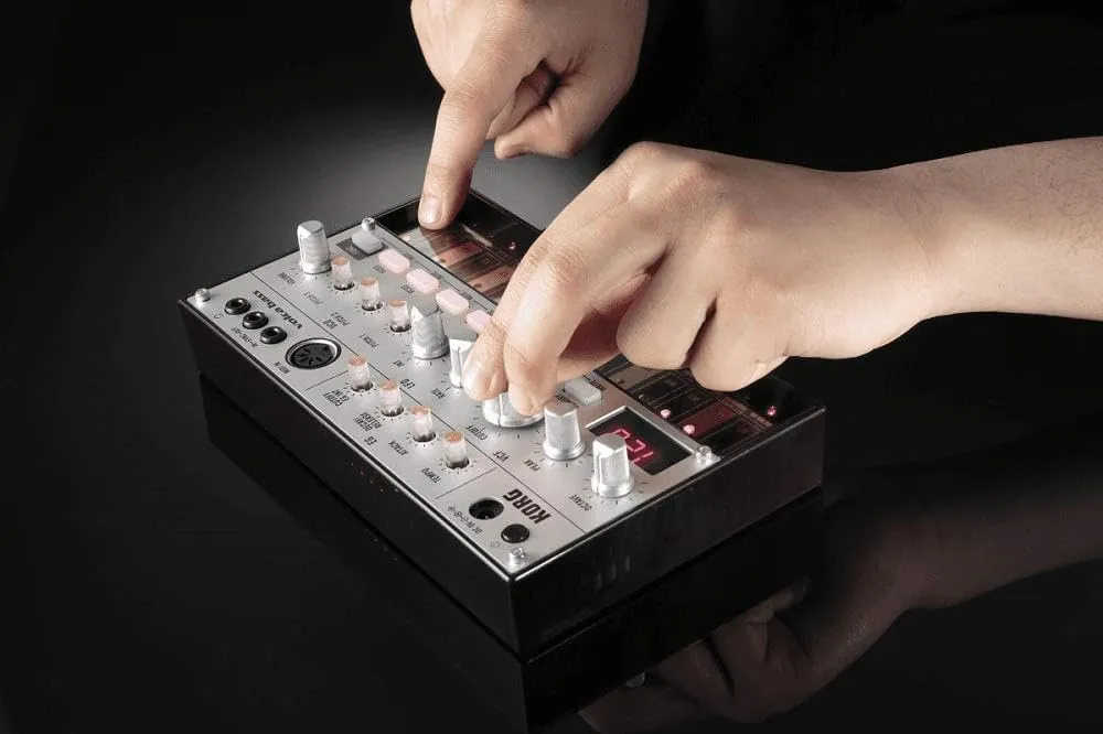 Korg Volca Bass Analog Synthesizer w/Three Oscillators and 16-step Sequencer